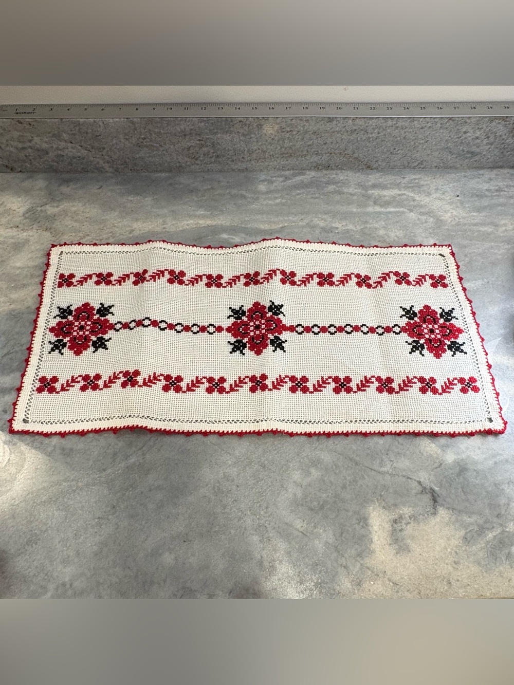 VTG Floral Folk Art Cross-stitch Wall Hanging Table Runner Embroidered Cotton
